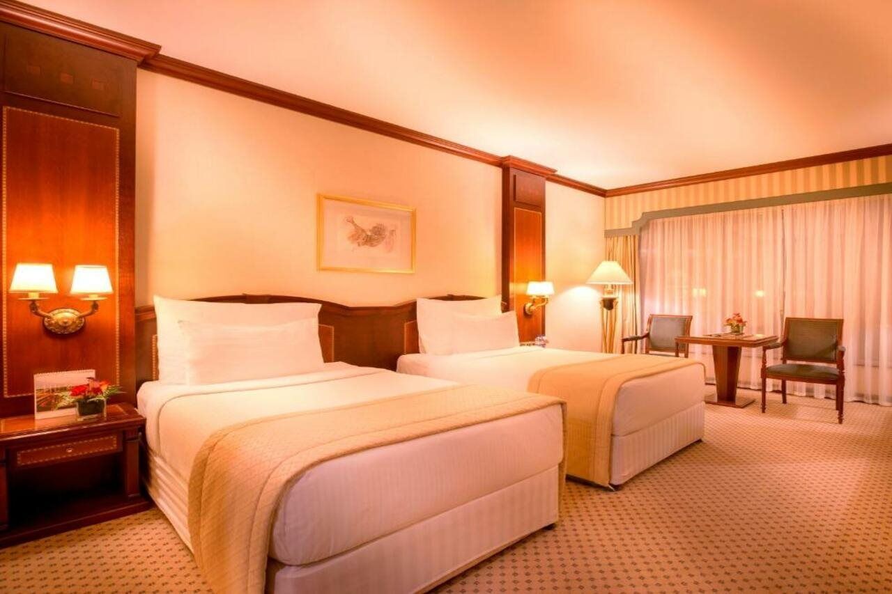 Hotel Corniche Abu Dhabi