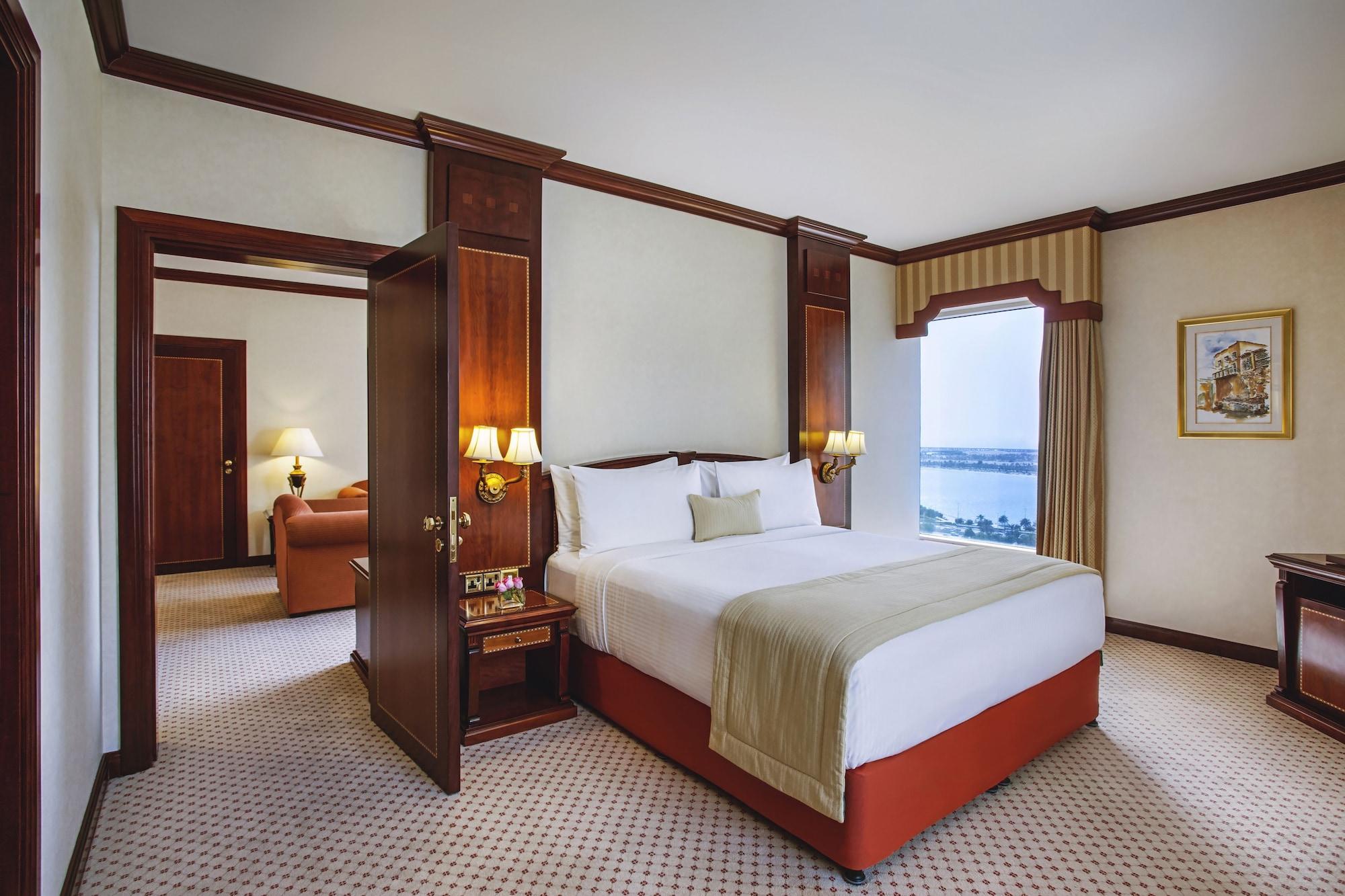 Corniche 5* Abu Dhabi