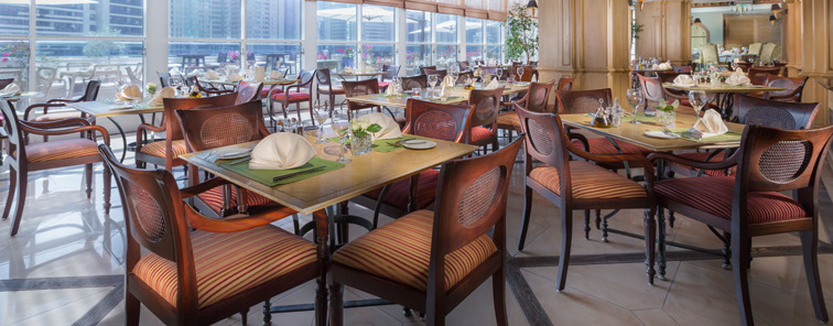 Hotel Corniche 5*