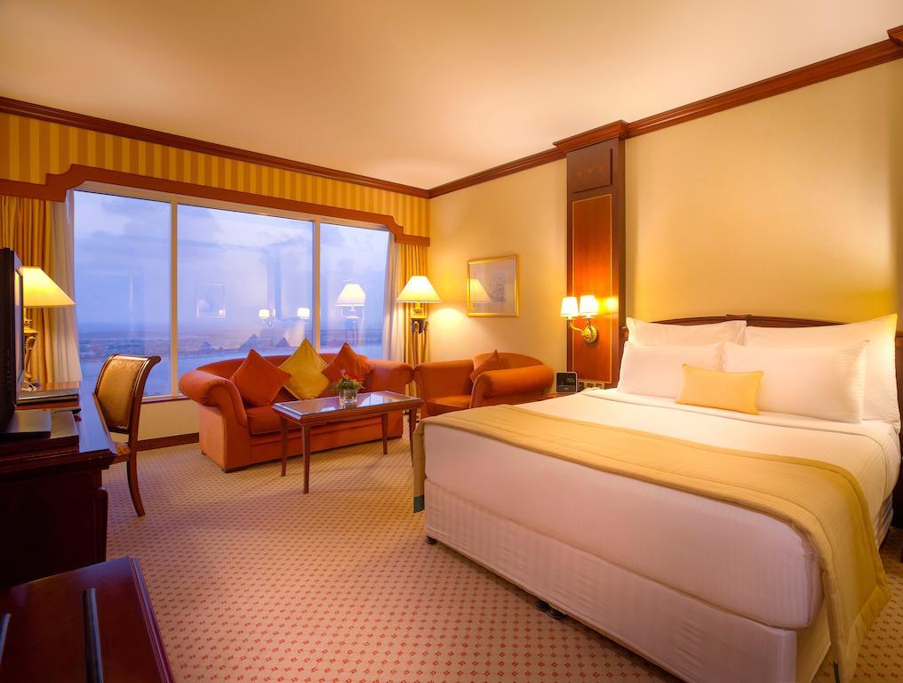 Hotel Corniche Abu Dhabi