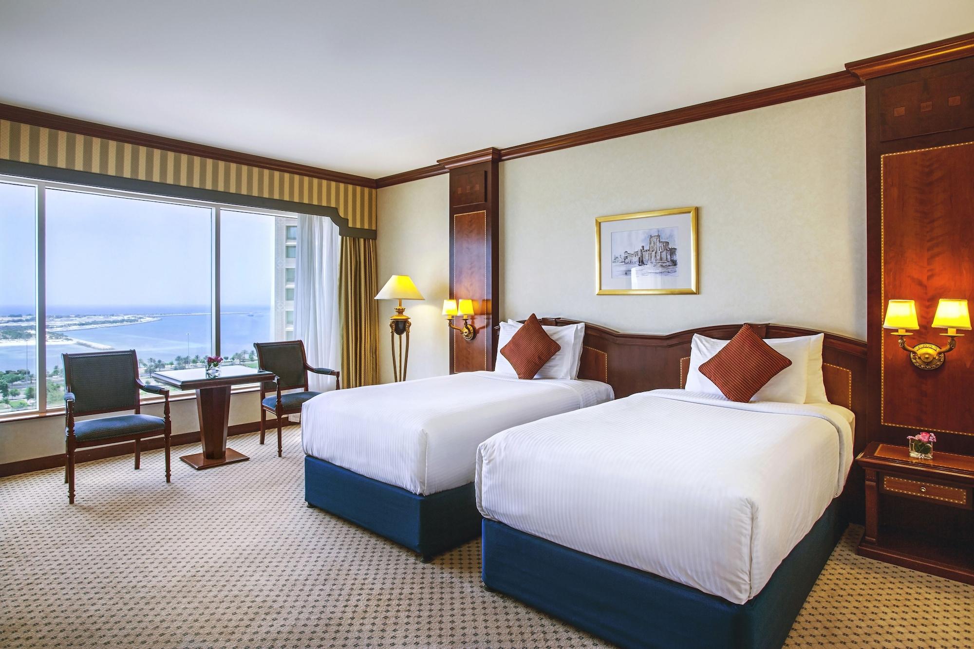 Hotel Corniche