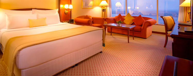 Corniche Hotel 5*
