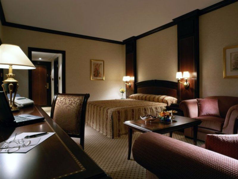 Corniche 5* Abu Dhabi