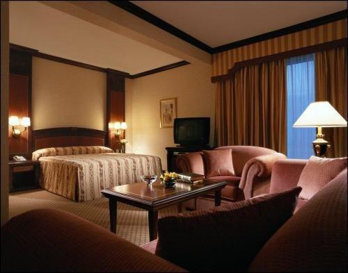 Hotel Corniche 5*